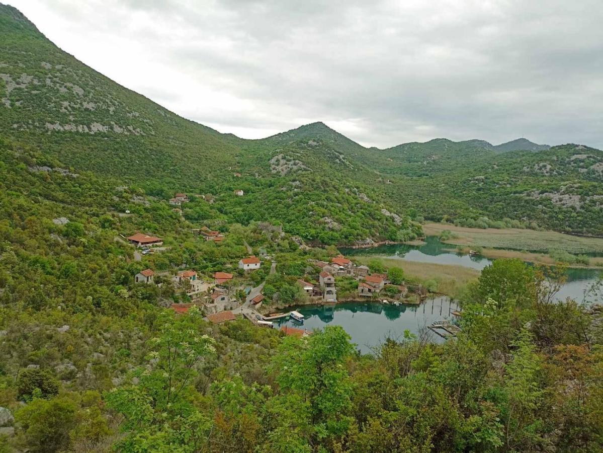 Villa Feel The Karuch Cetinje Exterior foto