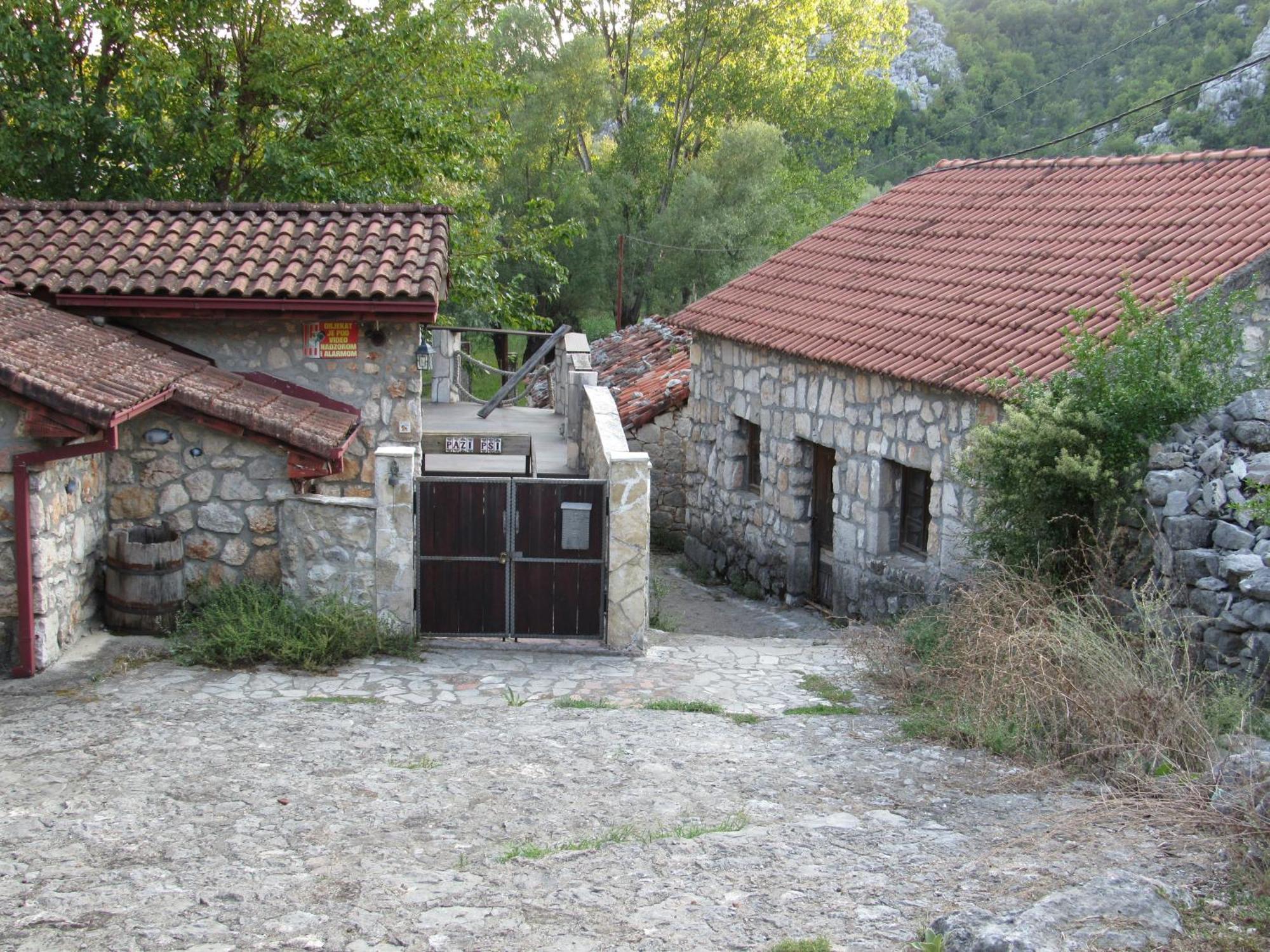 Villa Feel The Karuch Cetinje Exterior foto